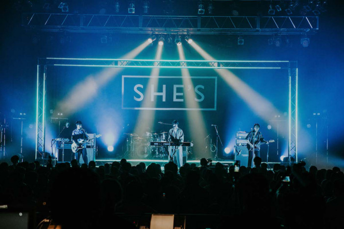 SHE'Sが10年間育み続けたバンドの核心　日本武道館公演を見据えた10周年ライブツアーを観て
