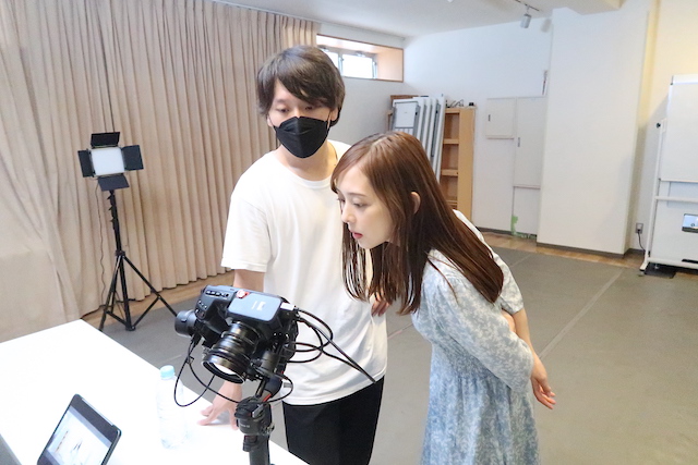 かとう唯、クラウドファンディングで制作された「東京プリンセスストーリー」MV公開　自身の歩みを投影した映像にの画像2-1