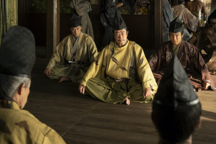 『鎌倉殿の13人』第1回から垣間見えた勝者の悲劇　三谷幸喜の演劇的構成が光る