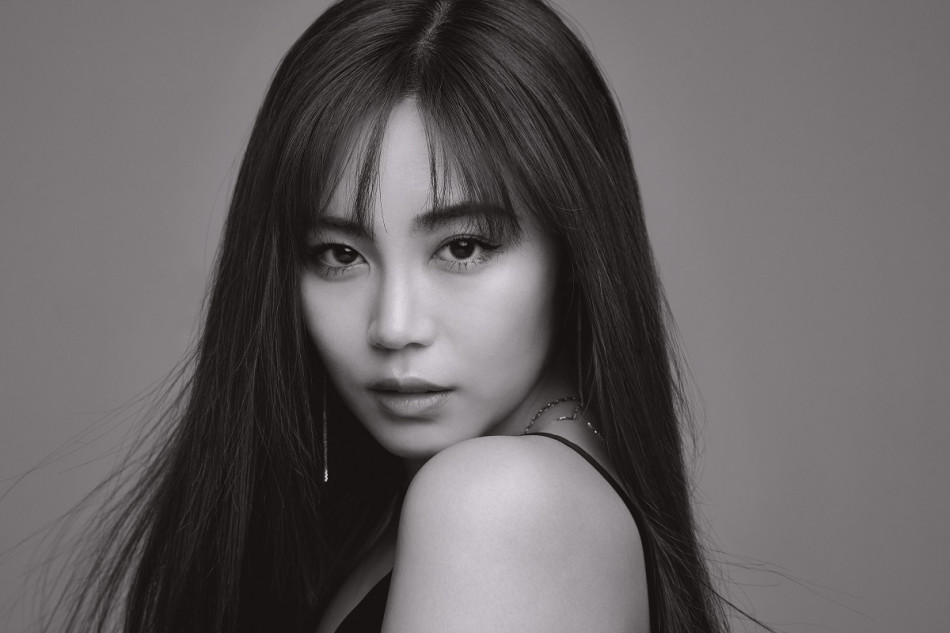 伶、1stアルバム『Just Wanna Sing』リリース決定 初回盤にはビル