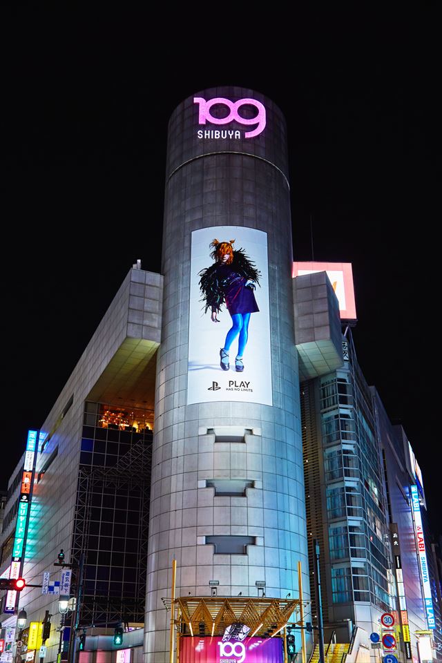 米津玄師　PlayStation SHIBUYA109渋谷店壁面広告