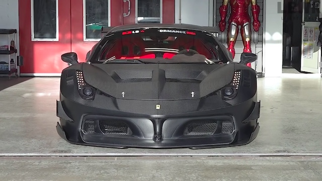 松浦勝人氏の車がオートサロン仕様にの画像