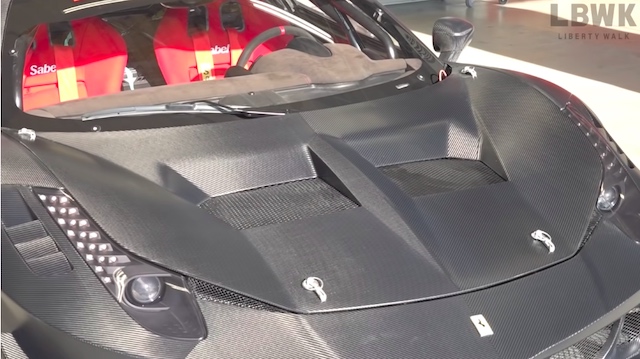 松浦勝人氏の車がオートサロン仕様にの画像