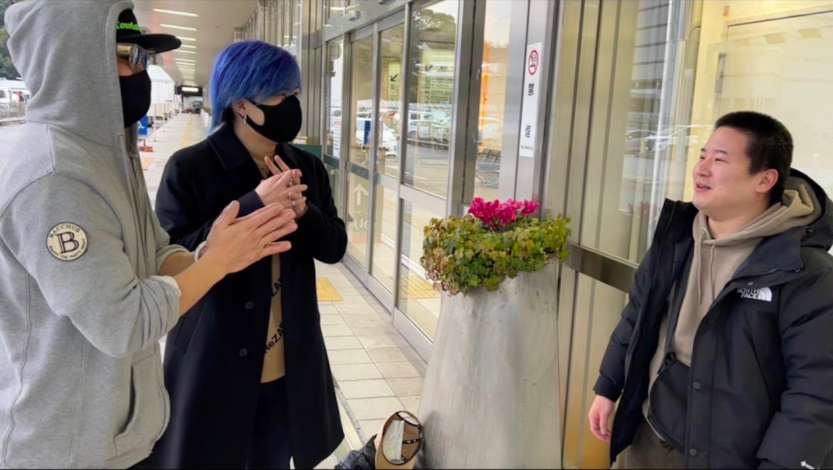 TikTokの王”じゅんやの人柄が明らかに ヒカル率いるNextStageの動画へ