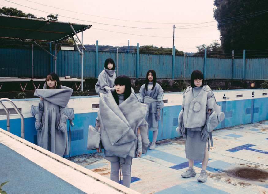 mzsrz、DECO*27プロデュースの1stアルバム『現在地未明』リリース