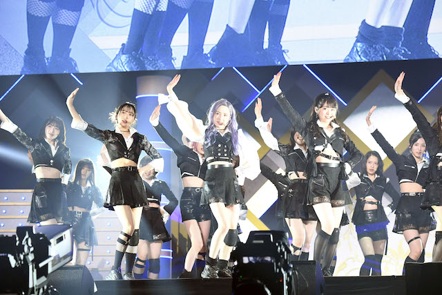 AKB48、新曲「元カレです」をライブ初披露　『AKBINGO!』から新番組へバトンが受け継がれたイベントレポの画像1-1