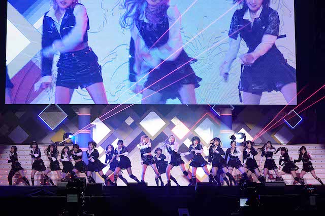 AKB48、新曲「元カレです」をライブ初披露　『AKBINGO!』から新番組へバトンが受け継がれたイベントレポの画像1-2