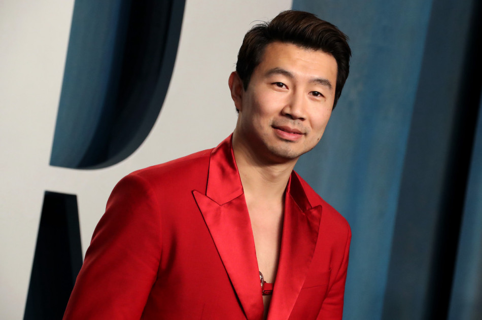 シム・リウ、『ムーンナイト』でイーサン・ホークが演じるアーサーの