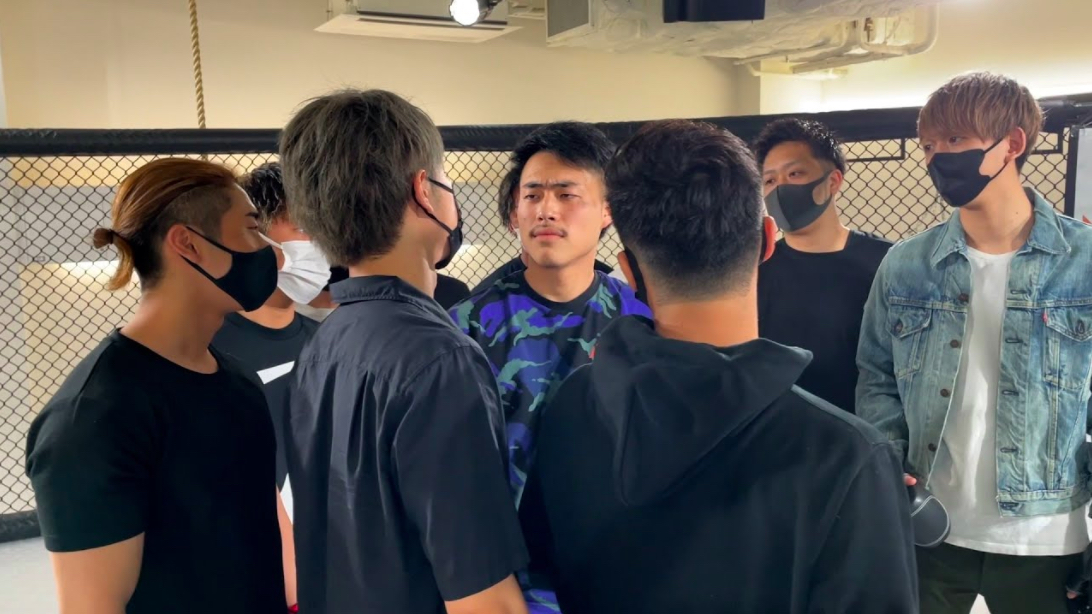 朝倉未来、“10人に勝ったニキ”にドッキリ