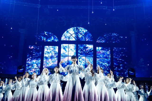 櫻坂46、渡邉理佐卒業コンサートはグループのターニングポイントに　ライブの“見せ方”から感じた変化の画像2-1
