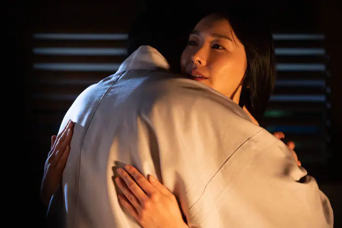 新垣結衣が高校2年生の反抗期に 舘ひろし主演『パパとムスメの7日間