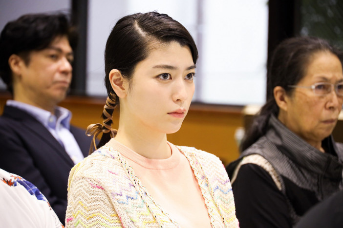 成海璃子、『元彼の遺言状』で月9初出演　大泉洋が関わる事件の重要参考人に