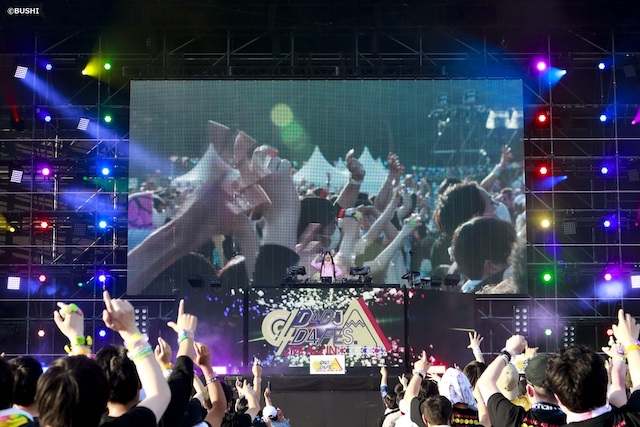 D4DJ、バラバラの個性が音楽の力で一つに　豪華ユニット勢揃いのお祭りフェス『D4DJ D4 FES. LIVE -ALL IN-』レポの画像1-2