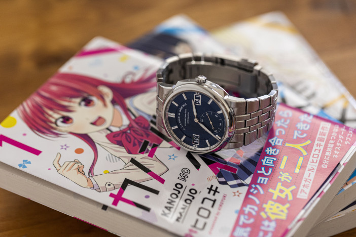 アニメ第2期放送中『カノジョも彼女』の漫画家・ヒロユキ　人気作となった要因は、超高級腕時計？
