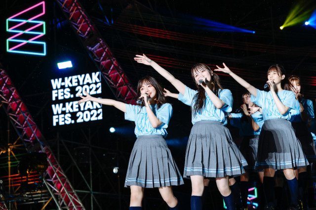 日向坂46、『W-KEYAKI FES.』で示した櫻坂46愛と欅坂46への敬意　想像を超えるエモーショナルな公演にの画像2-1