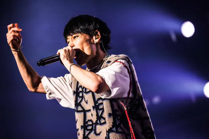 連載「lit!」第14回：UVERworld、[Alexandros]、BREIMEN……ニュー