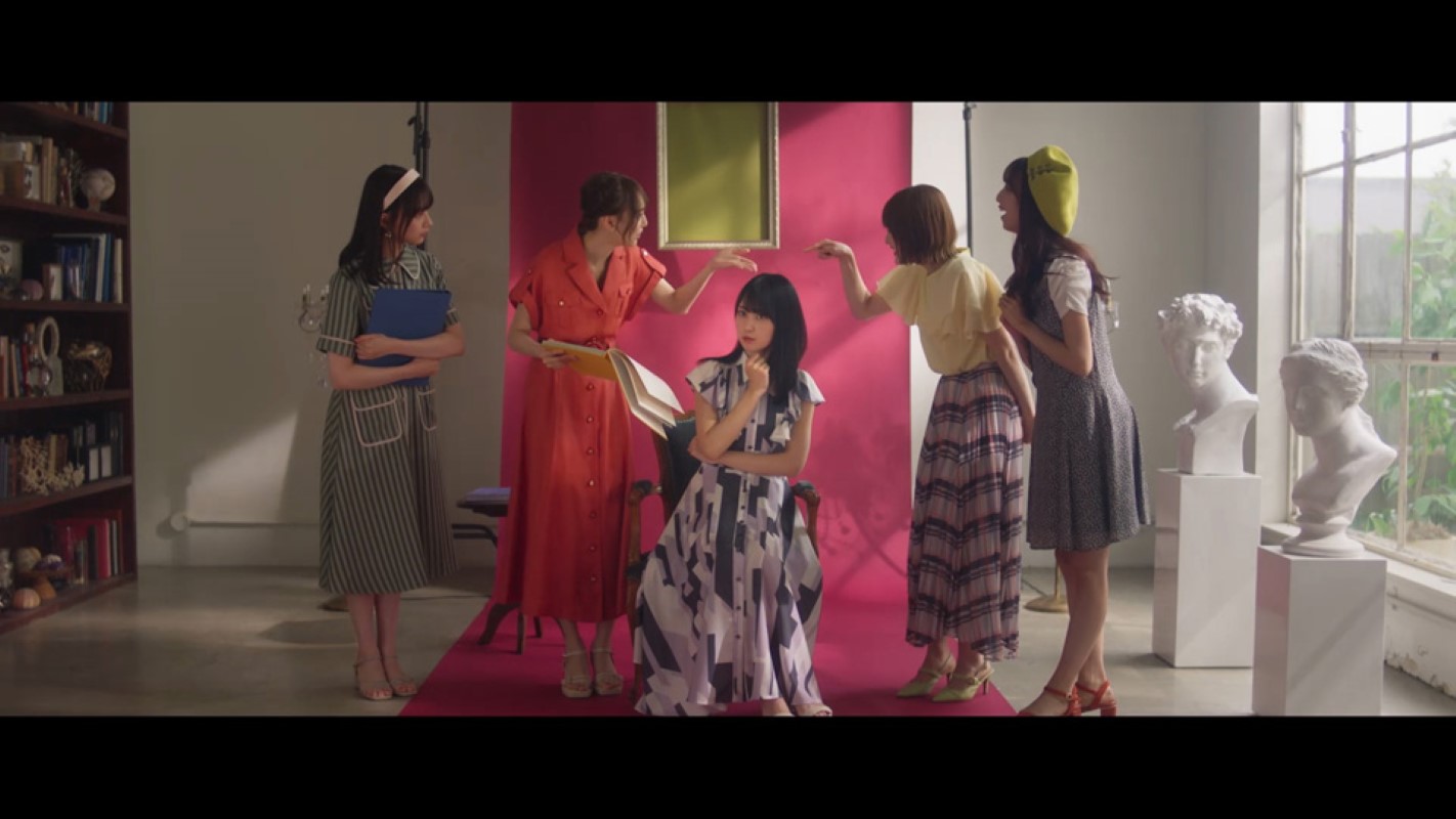 乃木坂46、新曲「好きというのはロックだぜ！」MV公開 センター賀喜遥香は10パターンもの衣装を着用 - Real Sound｜リアルサウンド