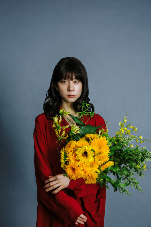SUMIRE、バリキャリ女子役でドラマ初主演　TBSドラマストリーム『階段下のゴッホ』放送へ