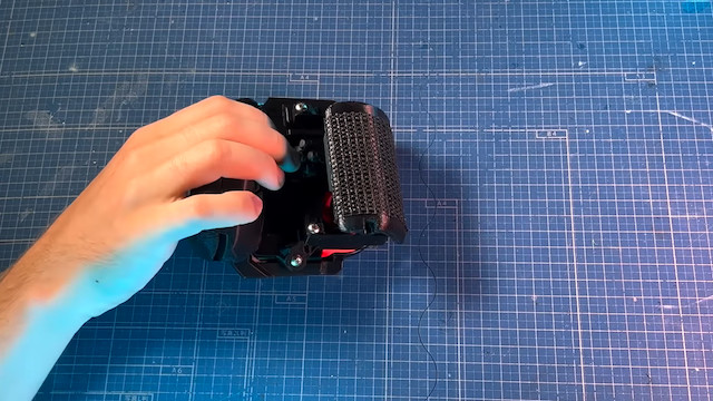 片手で操作できるSwitchコントローラーの画像