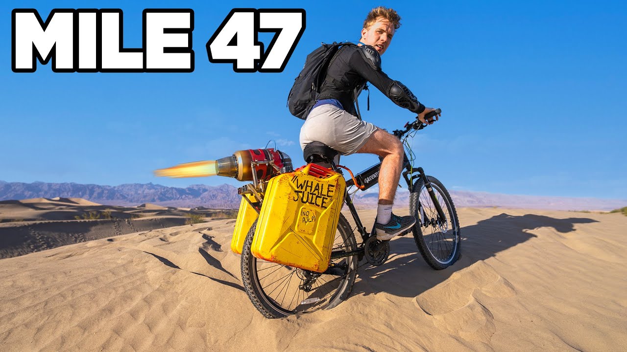 ジェットエンジン付きの自転車で砂漠を走行