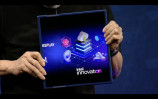 サムスン×インテル「スライド式PC」を発表？の画像