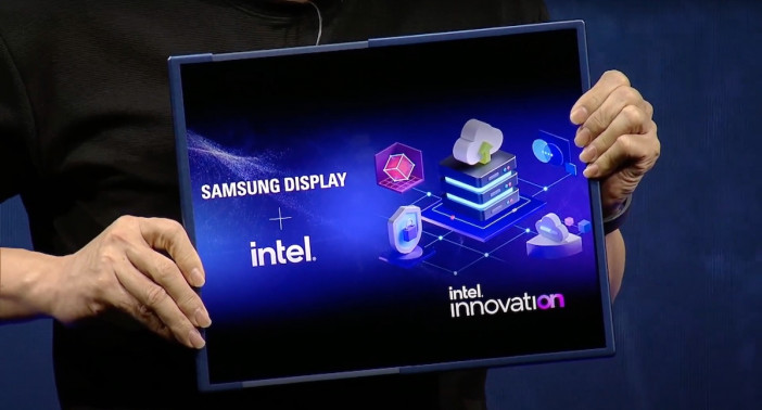 サムスン×インテル「スライド式PC」を発表？　ついに“折りたたみ”から転向か