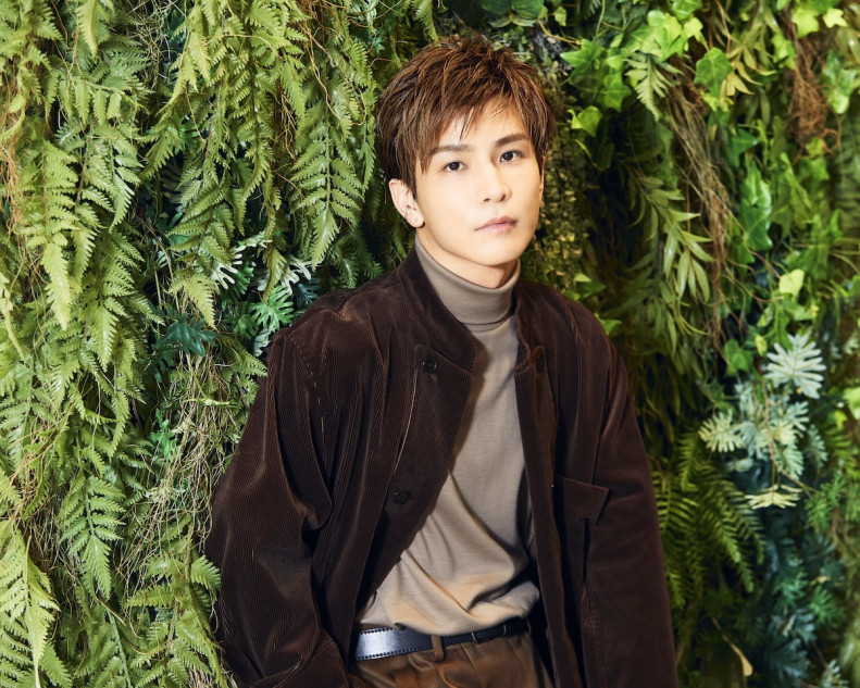 岩田剛典、人生観が表現された等身大の1stアルバム 歌って踊る