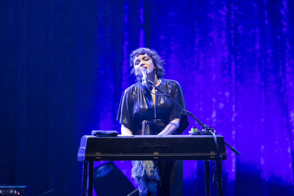 ノラ・ジョーンズ、武道館公演レポ