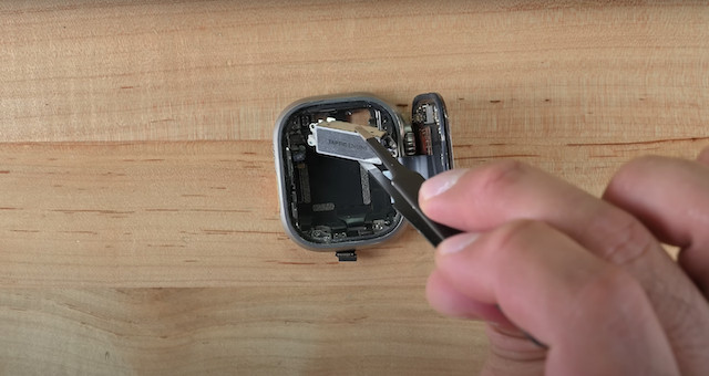 新登場『Apple Watch Ultra』分解すると？の画像