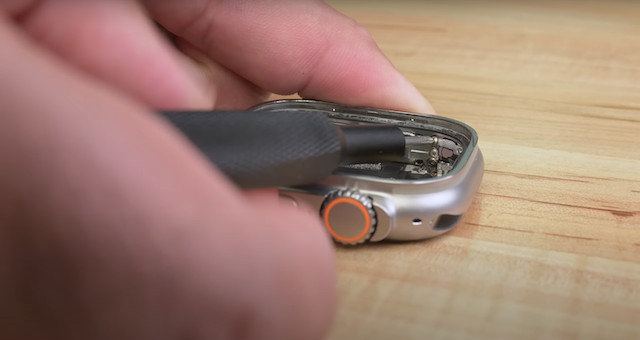 新登場『Apple Watch Ultra』分解すると？の画像