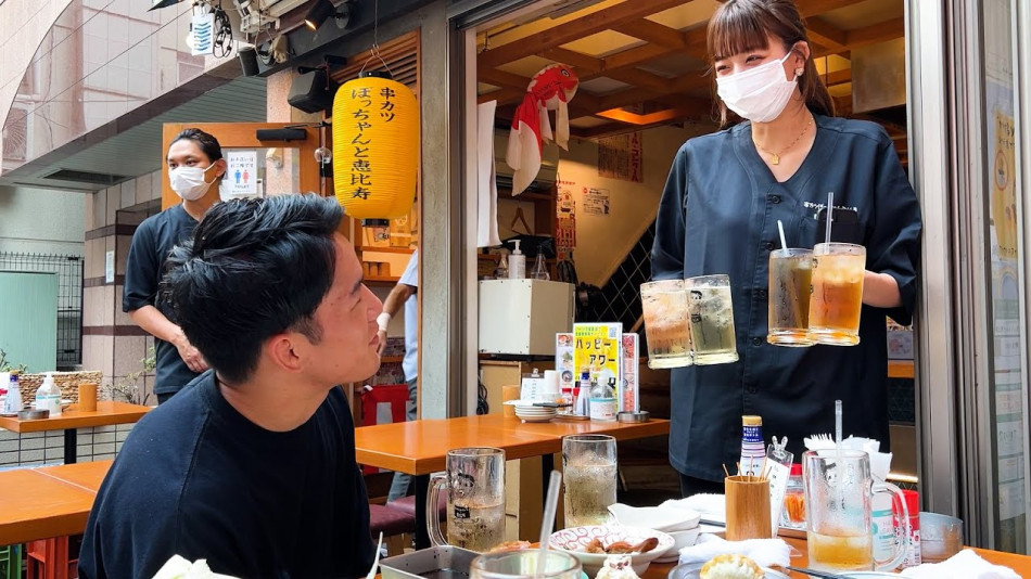 朝倉海、たまたま入店した串カツ屋の店員をスカウト