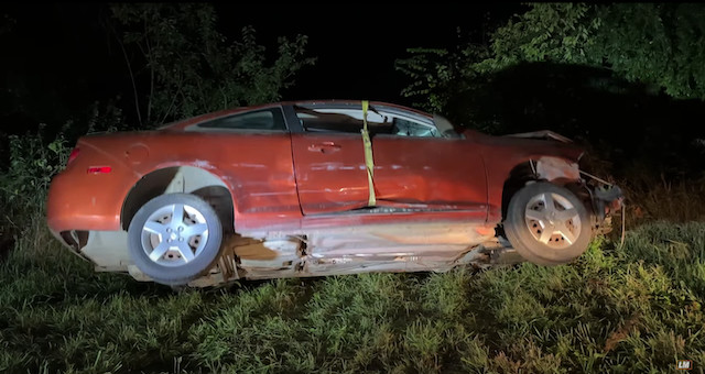 崖から車を落としても『iPhone 14』の衝突事故検知は反応しない？の画像