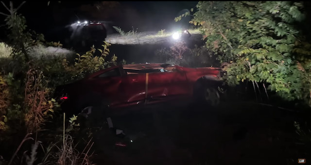 崖から車を落としても『iPhone 14』の衝突事故検知は反応しない？の画像