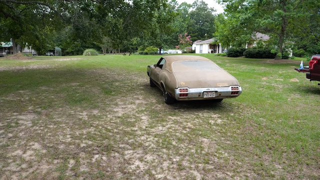 23年前に打ち捨てられたアメ車をレストアの画像