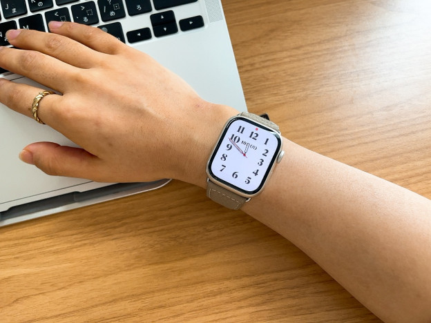 新作『Apple Watch series8』の “バッテリー持ち向上”で、あらゆることが便利に　使ってみた感想をレビュー
