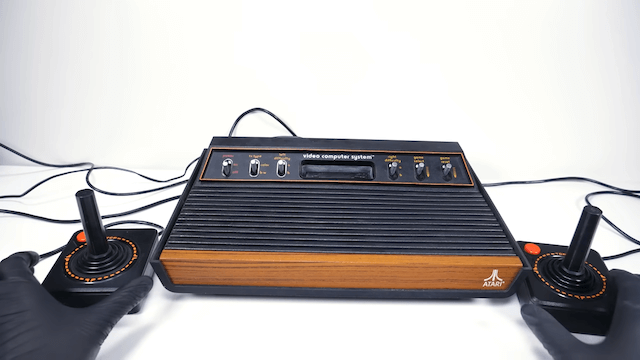 世界を変えたと言われるゲーム機をレストアの画像