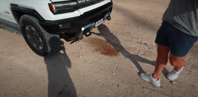 YouTuber、高級ハマーを意図せず全損の画像