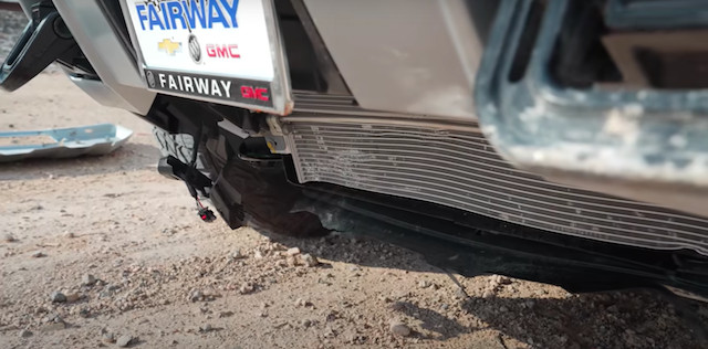 YouTuber、高級ハマーを意図せず全損の画像