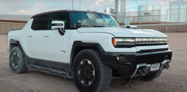 YouTuber、高級ハマーを意図せず全損の画像