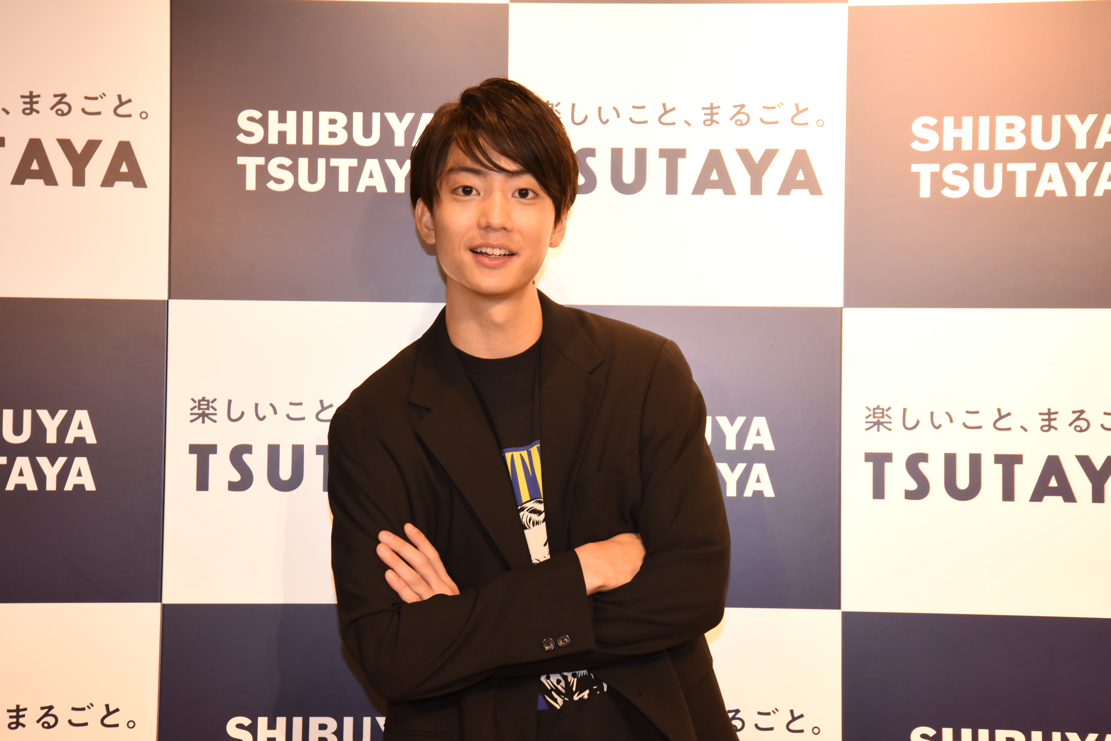 伊藤健太郎が写真集発売イベントに登場の画像