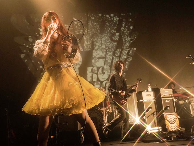 GLIM SPANKY、人見記念講堂公演レポの画像