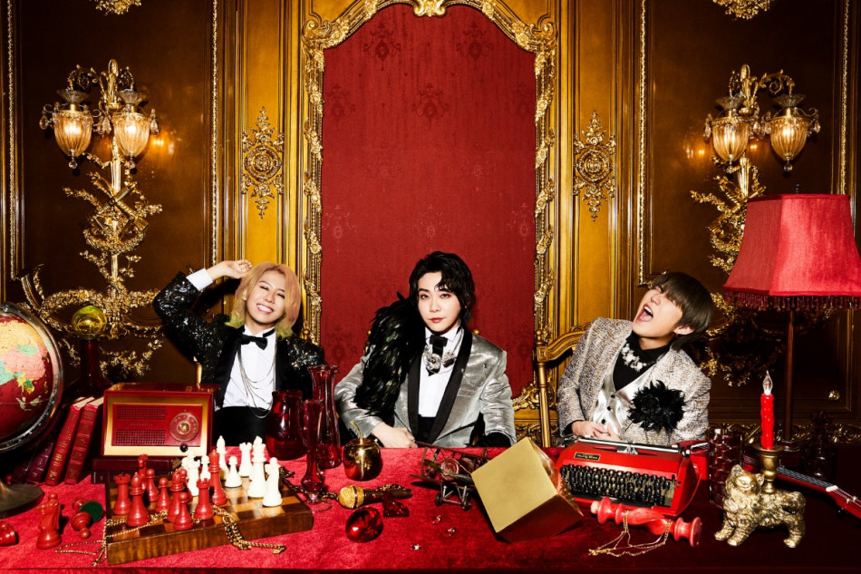 Mrs. GREEN APPLE、10周年を飾るコンセプト写真公開 - Real Sound