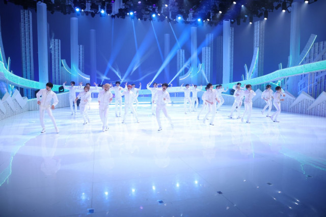 『MUSIC FAIR』新春ミュージカル特集　『JOHNNYS’ World Next Stage』Jr.総勢50名が「天からの手紙」含むSPメドレーの画像1-2