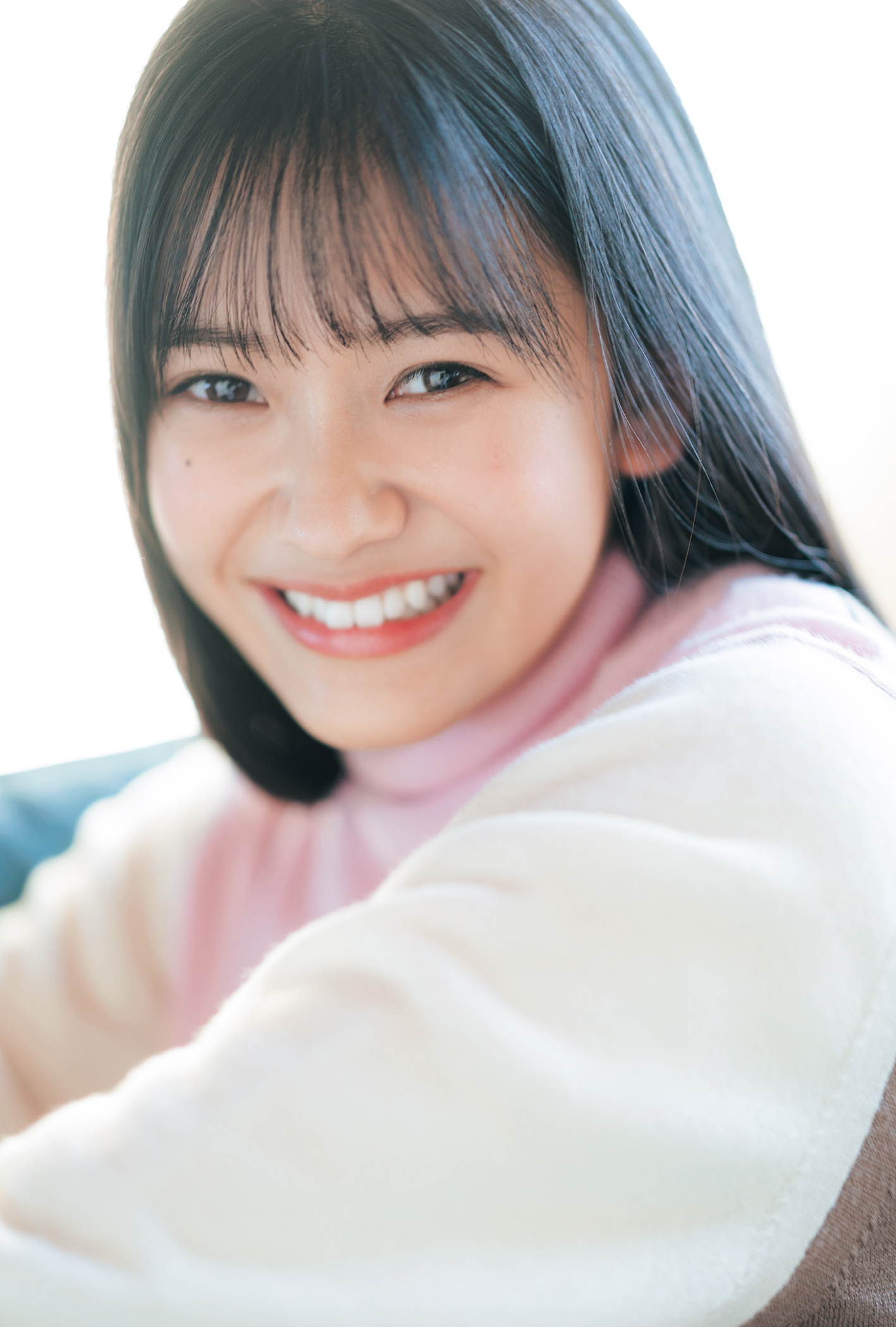 乃木坂46・久保史緒里が雑誌に登場の画像