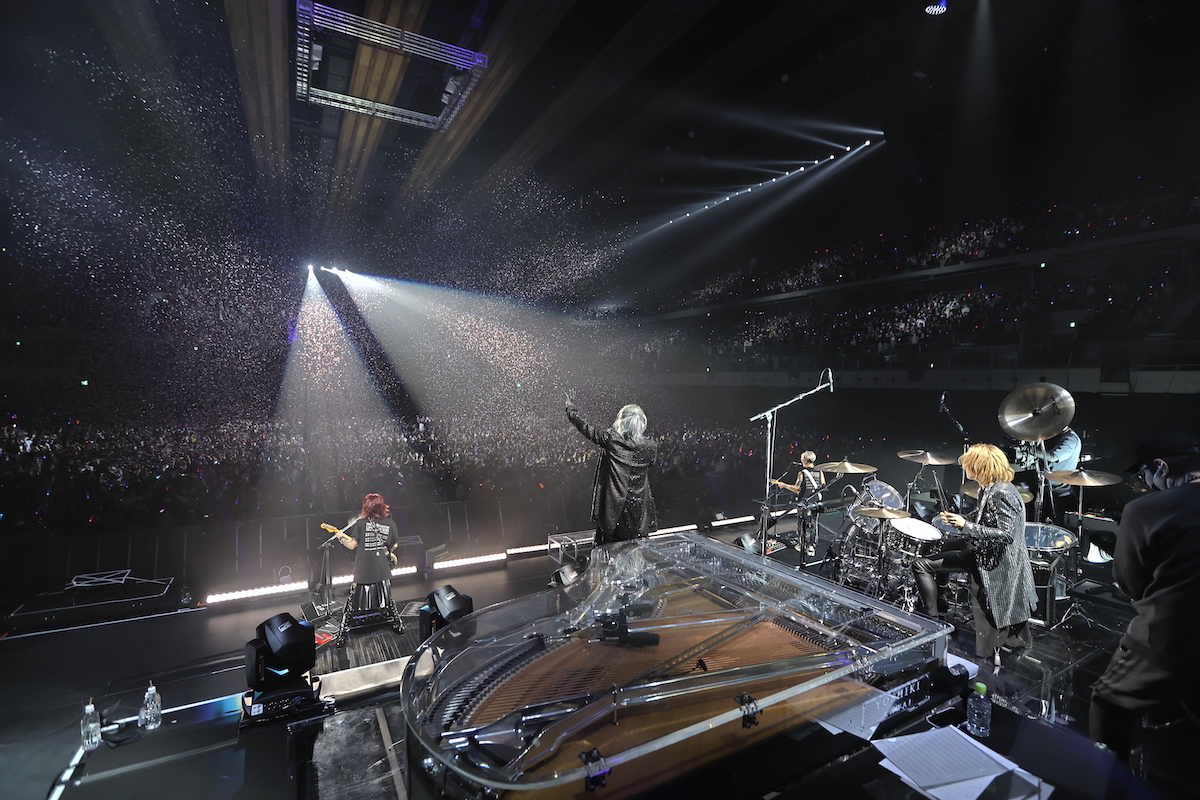 THE LAST ROCKSTARS、デビューライブに観客が熱狂　YOSHIKI、HYDE、SUGIZO、MIYAVIによるアグレッシブな演奏の画像2-1