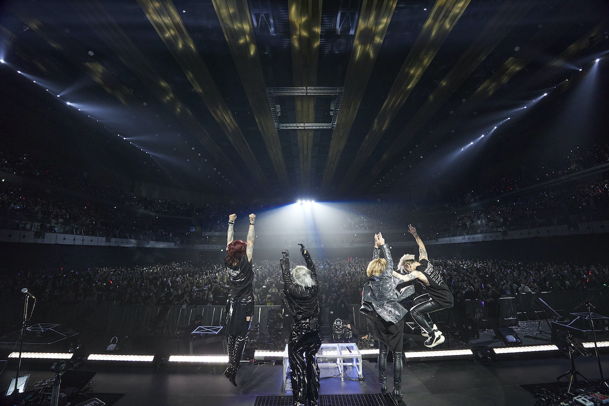 THE LAST ROCKSTARS、デビューライブに観客が熱狂　YOSHIKI、HYDE、SUGIZO、MIYAVIによるアグレッシブな演奏の画像2-2