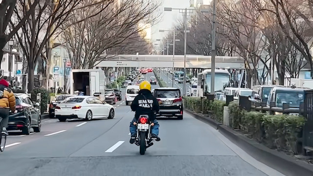 オリラジ藤森、愛車「CB400FOUR」でツーリングの画像