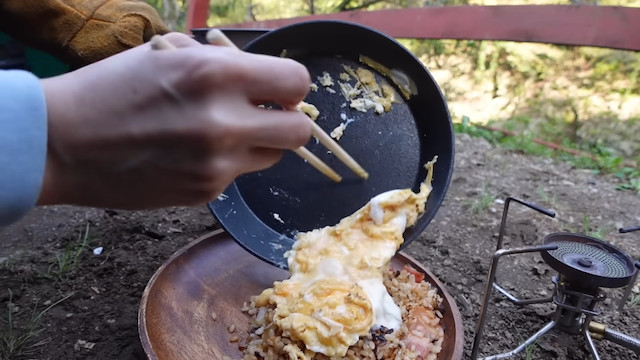 キャンプ系女性YouTuberの人気の秘訣の画像