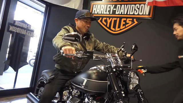 魔裟斗、ハーレーダビッドソンを納車　の画像