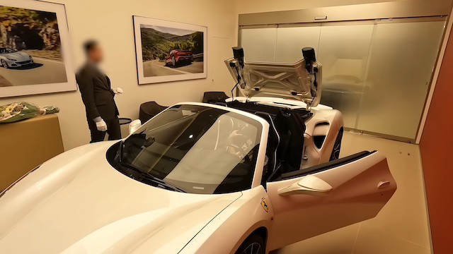 あま猫、「フェラーリ 488スパイダー」に乗り換えの画像